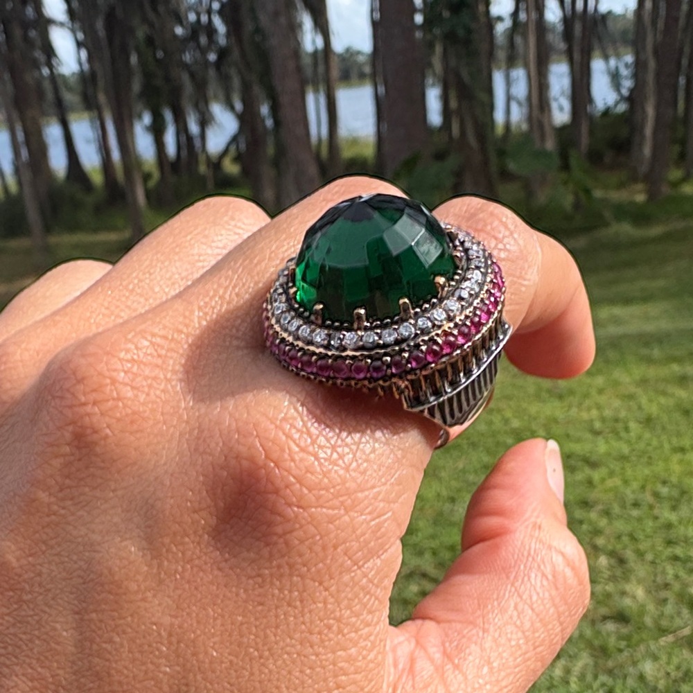 Vintage Royal Green and Silver Ring